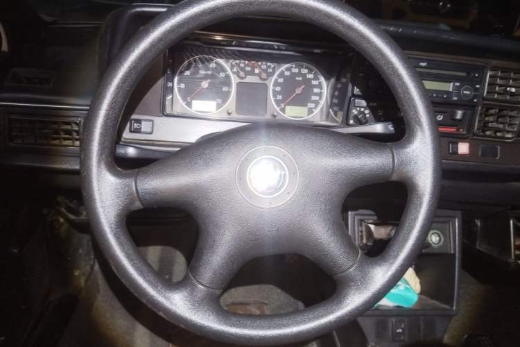 Used Volkswagen Santana Classic 2004 1.8L Standard Edition Steering Wheel
