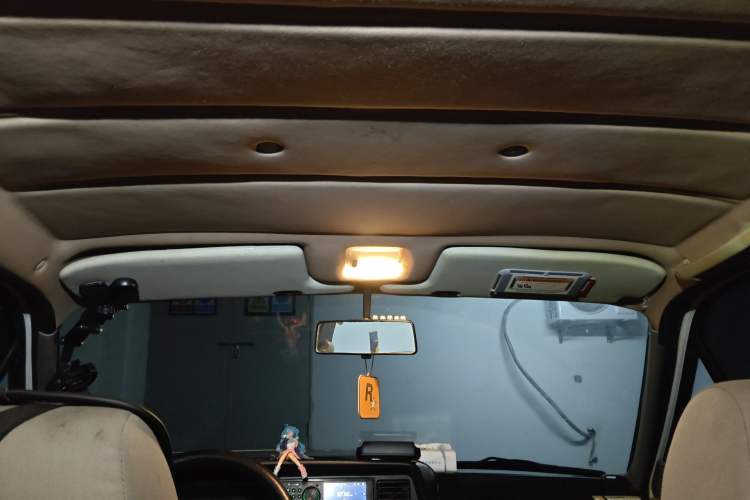 Used Volkswagen Santana Classic 2006 1.8L Touring Deluxe Model Headliner