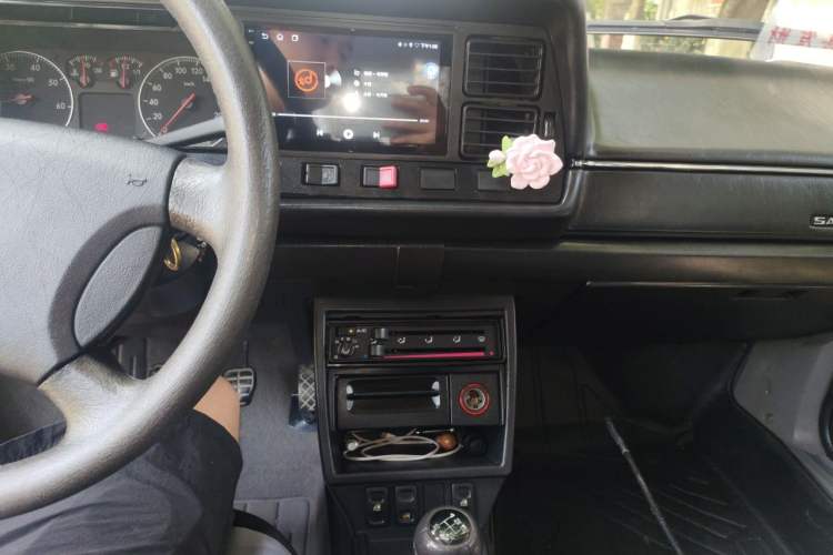 Used Volkswagen Santana Classic 2007 1.8L Jingchang Model Audio And AC Panel
