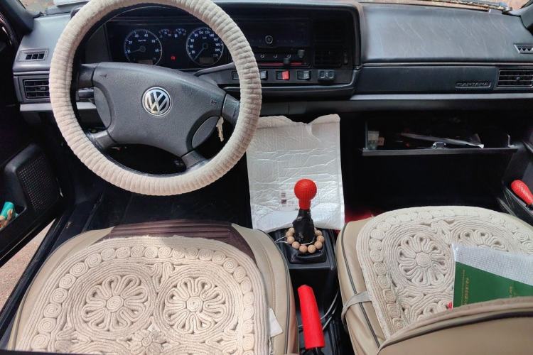 Used Volkswagen Santana Classic 2007 1.8L Jingchang Model Center Console
