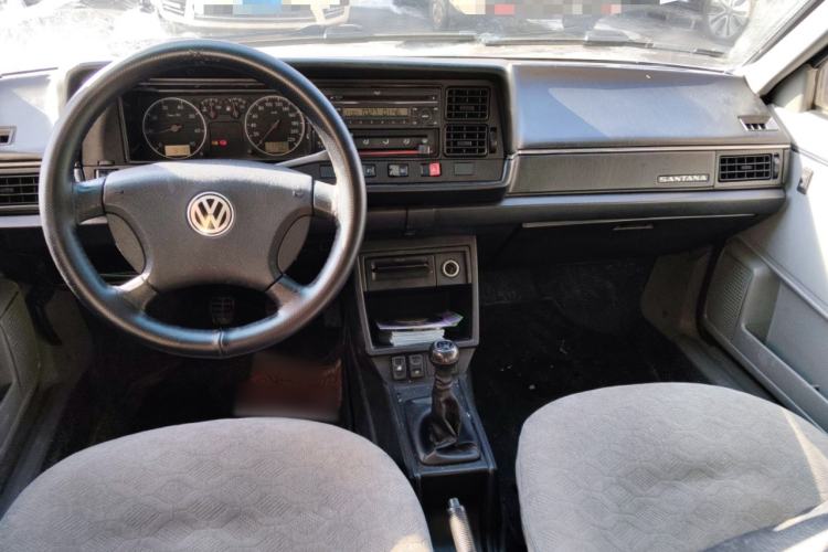 Used Volkswagen Santana Classic 2007 1.8L Jingchang Model Center Console