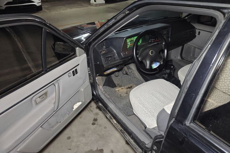 Used Volkswagen Santana Classic 2007 1.8L Jingchang Model Driver Seat
