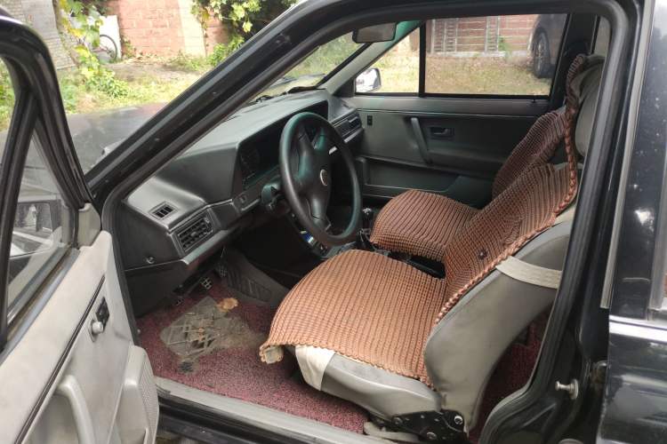 Used Volkswagen Santana Classic 2007 1.8L Jingchang Model Driver Seat