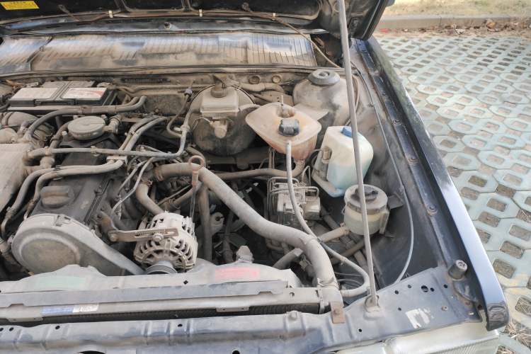 Used Volkswagen Santana Classic 2007 1.8L Jingchang Model Engine Bay Left