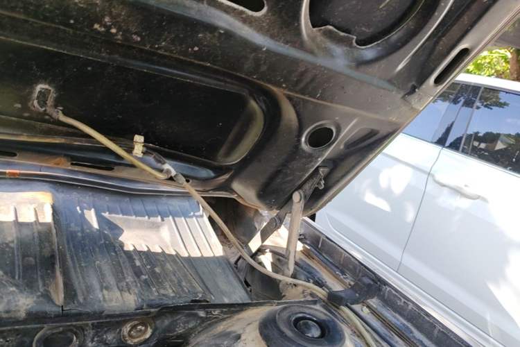 Used Volkswagen Santana Classic 2007 1.8L Jingchang Model Engine Bay Left