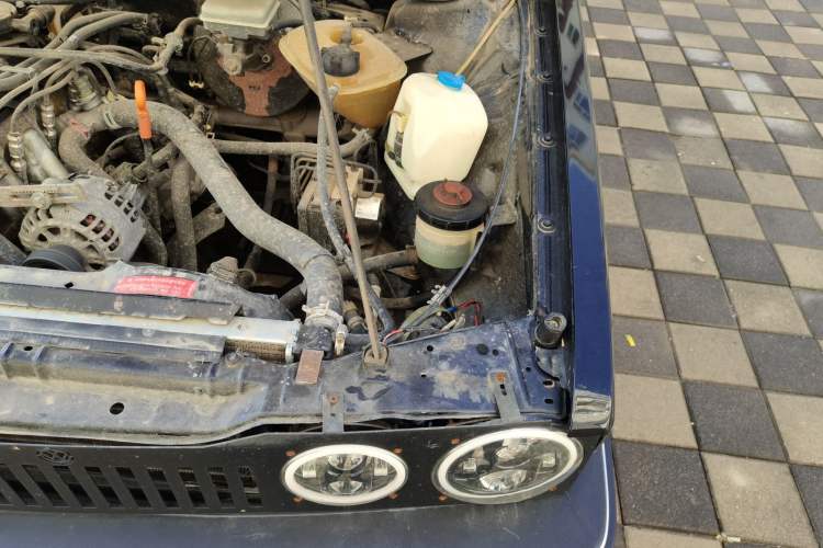 Used Volkswagen Santana Classic 2007 1.8L Jingchang Model Engine Bay Left