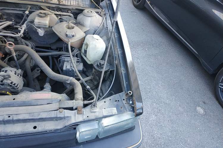 Used Volkswagen Santana Classic 2007 1.8L Jingchang Model Engine Bay Left