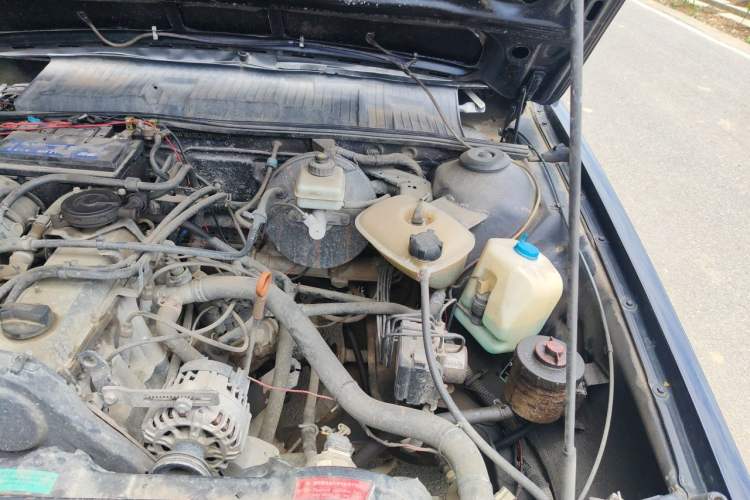 Used Volkswagen Santana Classic 2007 1.8L Jingchang Model Engine Bay Left