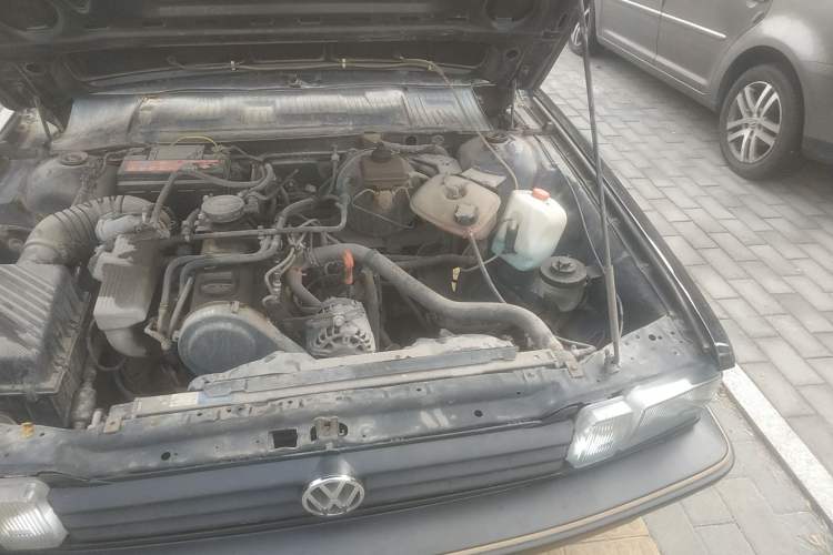 Used Volkswagen Santana Classic 2007 1.8L Jingchang Model Engine Bay Left