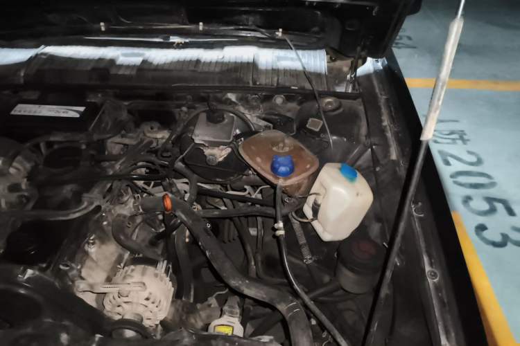 Used Volkswagen Santana Classic 2007 1.8L Jingchang Model Engine Bay Left