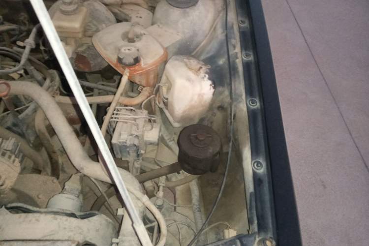 Used Volkswagen Santana Classic 2007 1.8L Jingchang Model Engine Bay Left