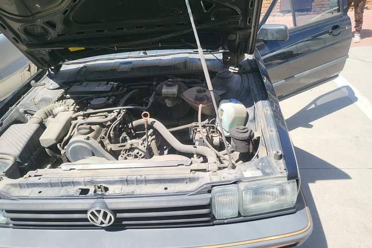 Used Volkswagen Santana Classic 2007 1.8L Jingchang Model Engine Bay Left