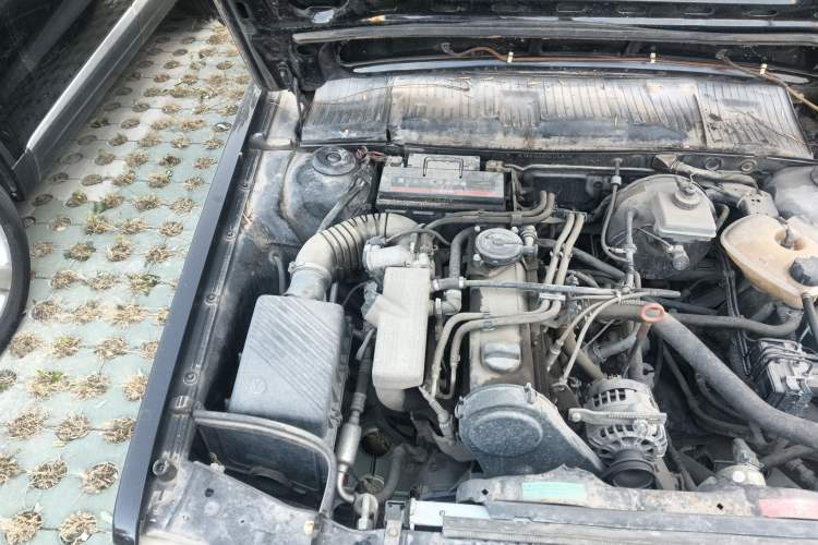 Used Volkswagen Santana Classic 2007 1.8L Jingchang Model Engine Bay Right