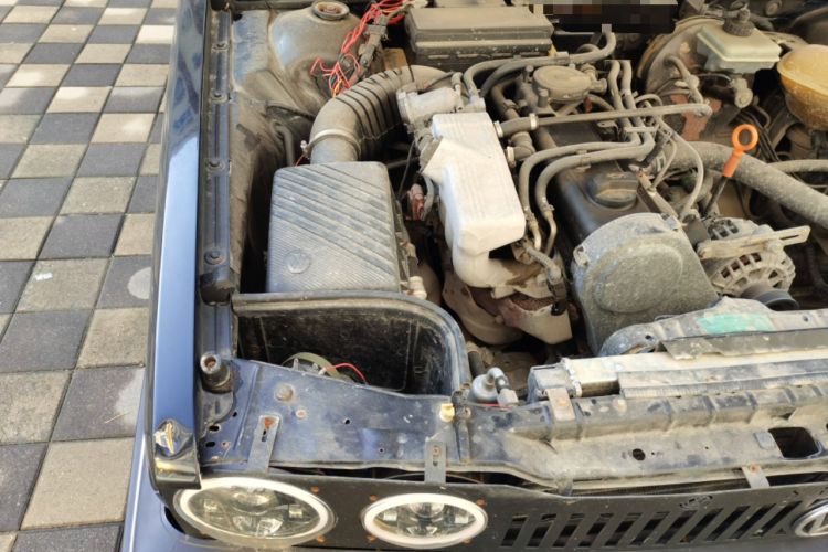 Used Volkswagen Santana Classic 2007 1.8L Jingchang Model Engine Bay Right
