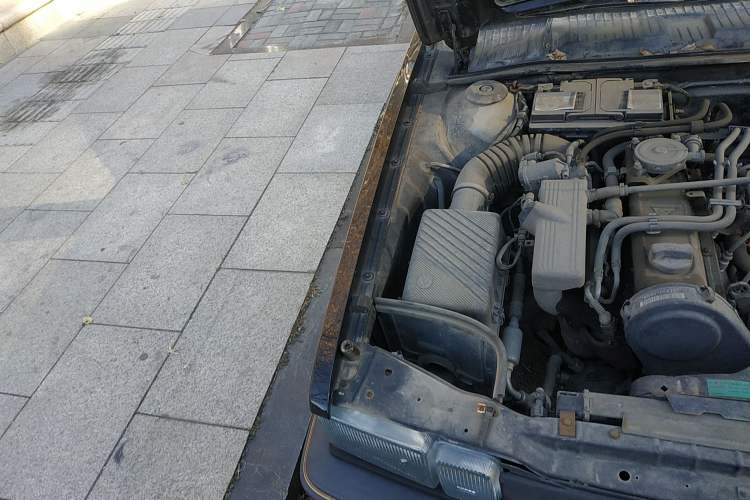 Used Volkswagen Santana Classic 2007 1.8L Jingchang Model Engine Bay Right