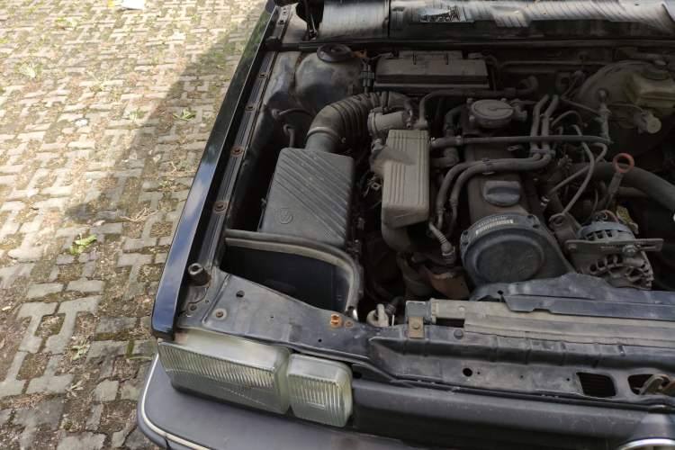 Used Volkswagen Santana Classic 2007 1.8L Jingchang Model Engine Bay Right