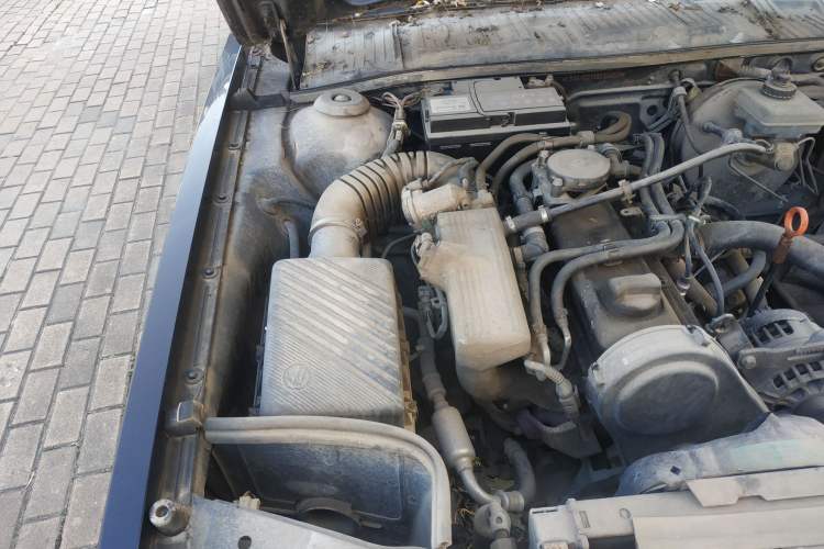 Used Volkswagen Santana Classic 2007 1.8L Jingchang Model Engine Bay Right