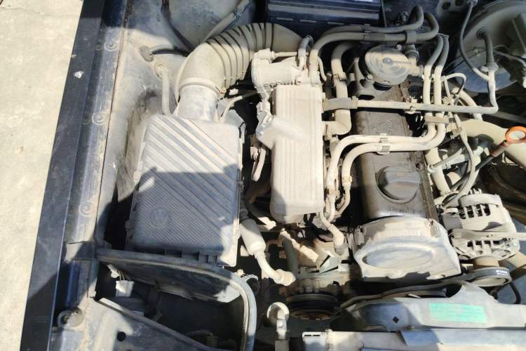 Used Volkswagen Santana Classic 2007 1.8L Jingchang Model Engine Bay Right