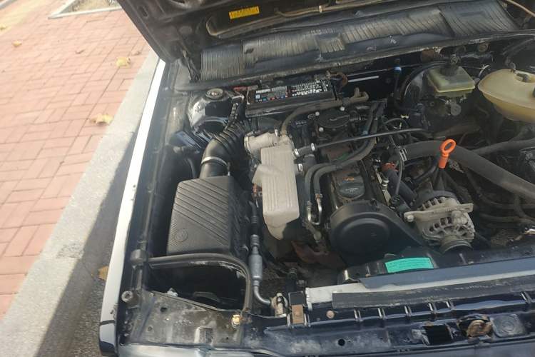 Used Volkswagen Santana Classic 2007 1.8L Jingchang Model Engine Bay Right