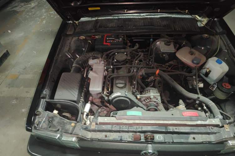 Used Volkswagen Santana Classic 2007 1.8L Jingchang Model Engine Bay Right