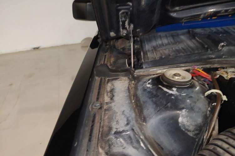 Used Volkswagen Santana Classic 2007 1.8L Jingchang Model Engine Bay Right