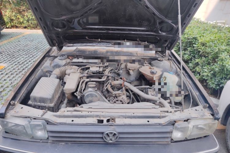 Used Volkswagen Santana Classic 2007 1.8L Jingchang Model Engine Bay