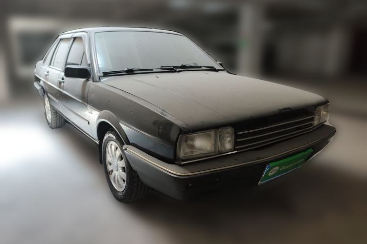 Used Volkswagen Santana Classic 2007 1.8L Jingchang Model Front Right 45 Deg