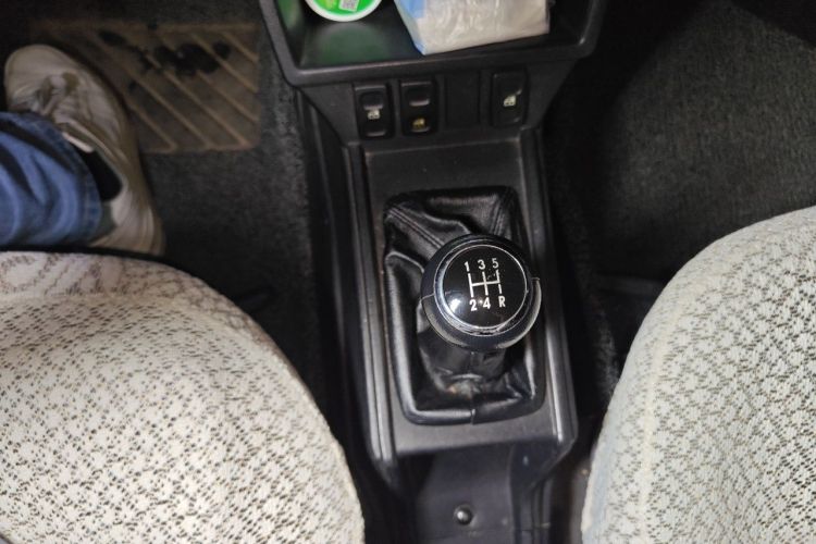 Used Volkswagen Santana Classic 2007 1.8L Jingchang Model Gear Lever