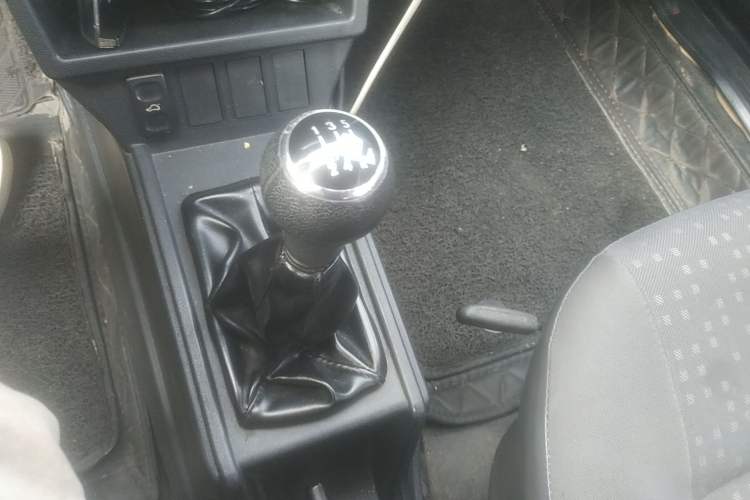 Used Volkswagen Santana Classic 2007 1.8L Jingchang Model Gear Lever