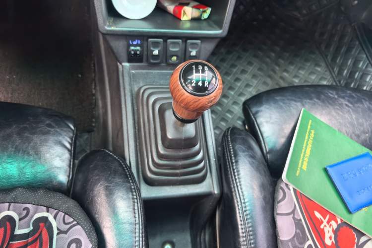 Used Volkswagen Santana Classic 2007 1.8L Jingchang Model Gear Lever