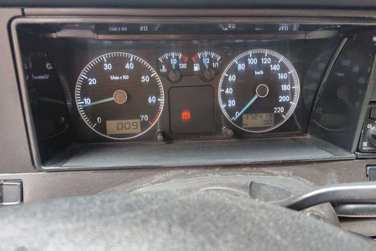 Used Volkswagen Santana Classic 2007 1.8L Jingchang Model Instrument Cluster
