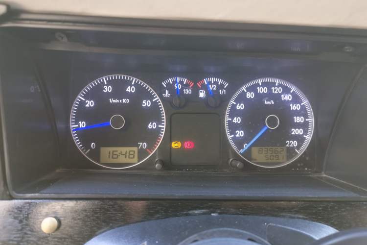 Used Volkswagen Santana Classic 2007 1.8L Jingchang Model Instrument Cluster