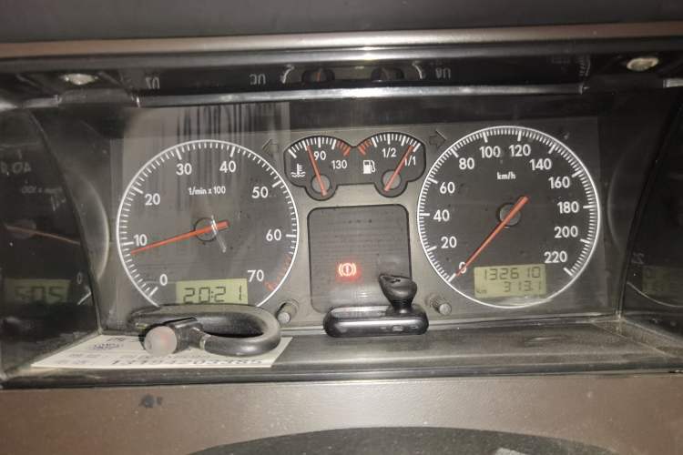 Used Volkswagen Santana Classic 2007 1.8L Jingchang Model Instrument Cluster
