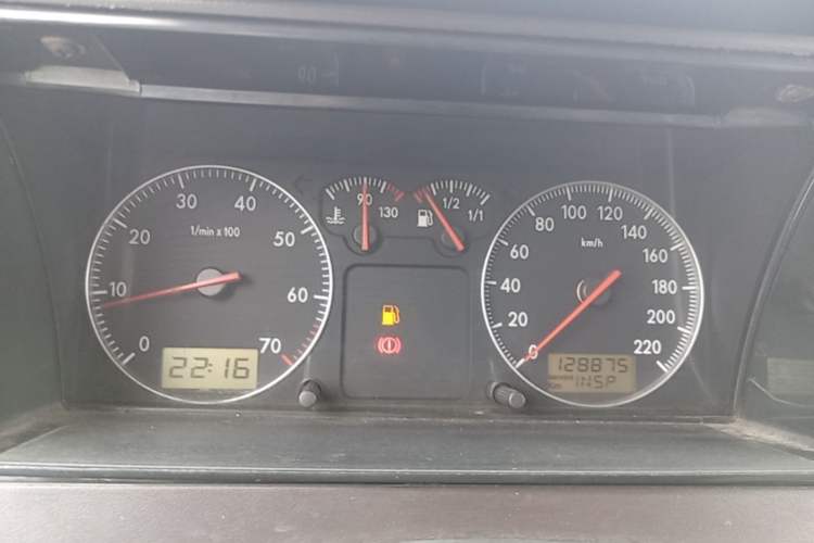 Used Volkswagen Santana Classic 2007 1.8L Jingchang Model Instrument Cluster