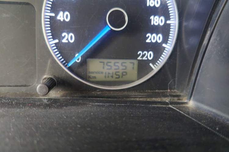 Used Volkswagen Santana Classic 2007 1.8L Jingchang Model Odometer Close Up