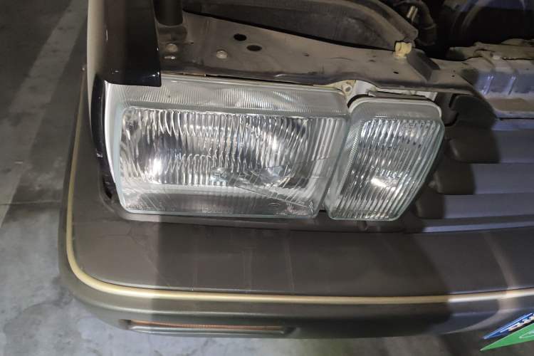 Used Volkswagen Santana Classic 2007 1.8L Jingchang Model Right Front Headlight