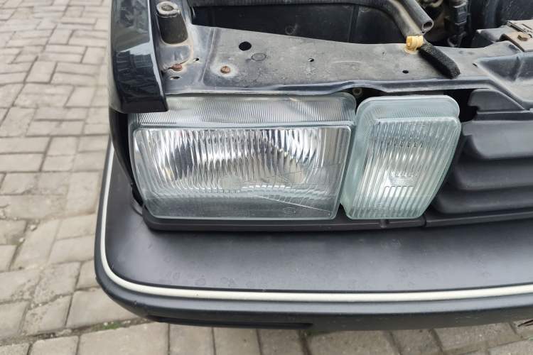 Used Volkswagen Santana Classic 2007 1.8L Jingchang Model Right Front Headlight