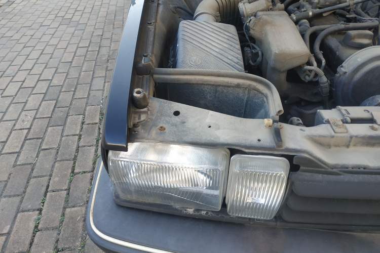 Used Volkswagen Santana Classic 2007 1.8L Jingchang Model Right Front Headlight