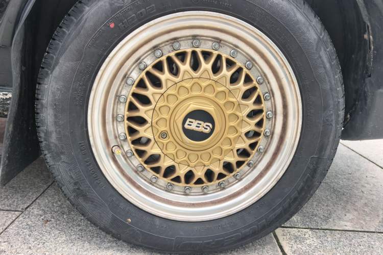 Used Volkswagen Santana Classic 2007 1.8L Jingchang Model Right Front Wheel Hub