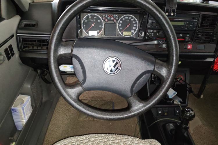 Used Volkswagen Santana Classic 2007 1.8L Jingchang Model Steering Wheel