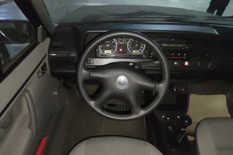 Used Volkswagen Santana Classic 2007 1.8L Jingchang Model Steering Wheel