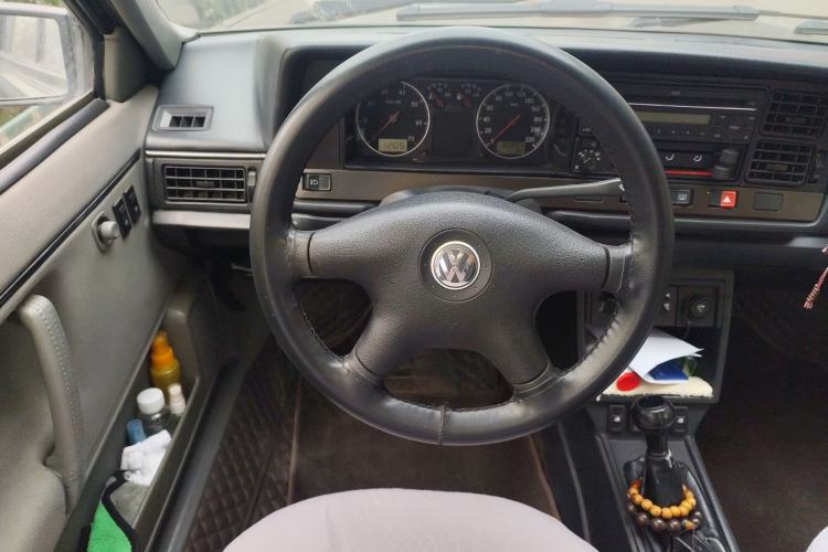 Used Volkswagen Santana Classic 2007 1.8L Jingchang Model Steering Wheel