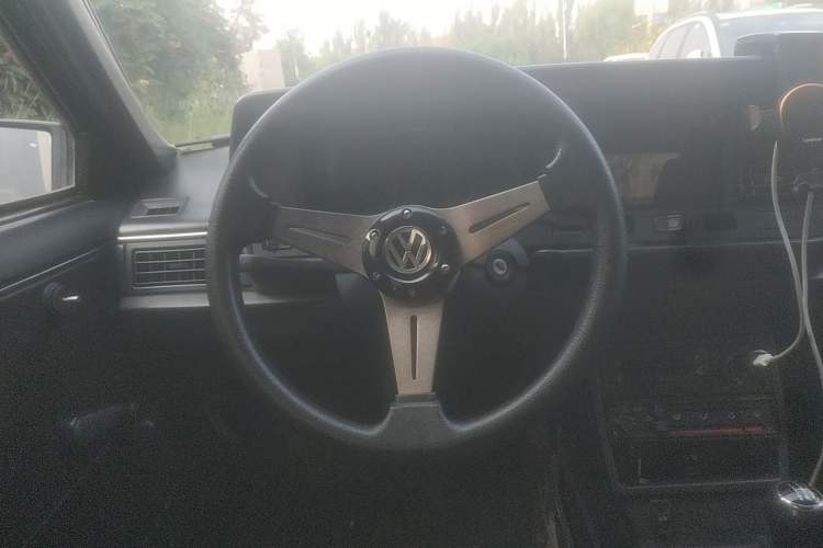 Used Volkswagen Santana Classic 2007 1.8L Jingchang Model Steering Wheel