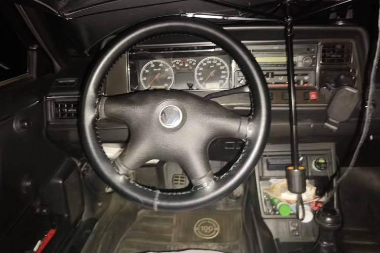 Used Volkswagen Santana Classic 2007 1.8L Jingchang Model Steering Wheel