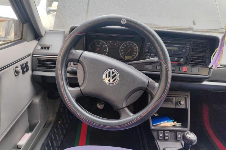 Used Volkswagen Santana Classic 2007 1.8L Jingchang Model Steering Wheel
