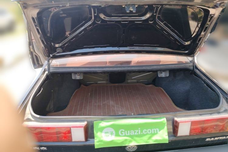 Used Volkswagen Santana Classic 2007 1.8L Jingchang Model Trunk