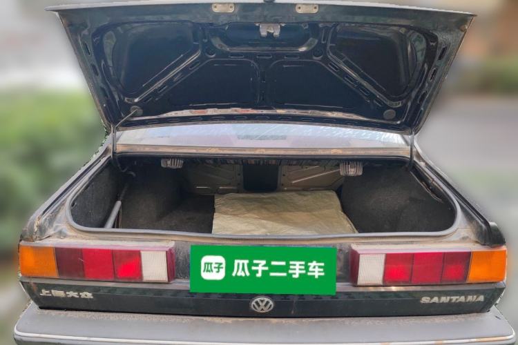 Used Volkswagen Santana Classic 2007 1.8L Jingchang Model Trunk