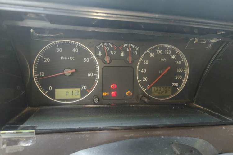 Used Volkswagen Santana Classic 2007 1.8L Jingchang Model Instrument Cluster
