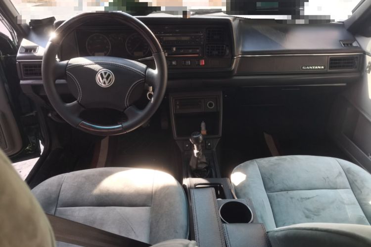 Used Volkswagen Santana Classic 2007 1.8L Jingchang Model Center Console