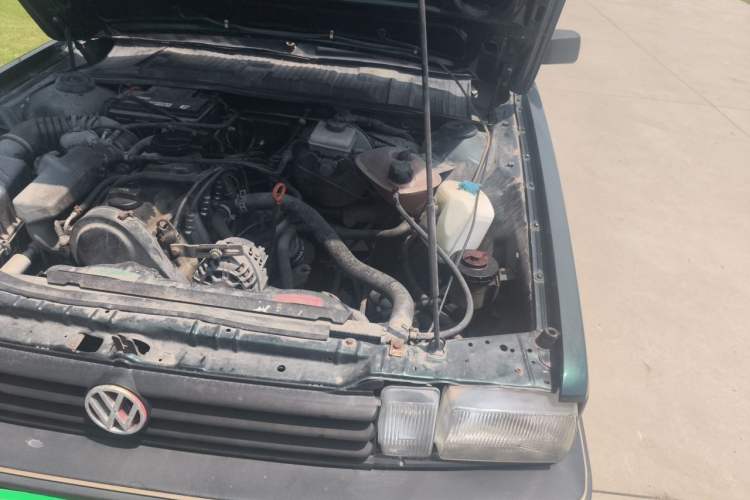 Used Volkswagen Santana Classic 2007 1.8L Jingchang Model Engine Bay Left